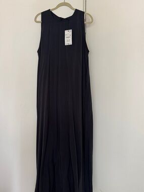 Zara Black Sleeveless Maxi Dress